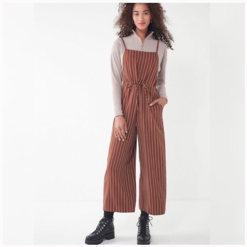 URBAN OUTFITTERS Casual Jumpsuit
